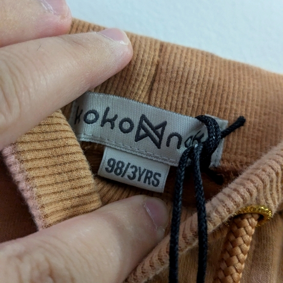 Set of Shirt & Leggings - Picture 8 of 13